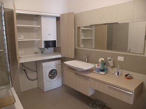 ARMADIO SALVASPAZIO BAGNO